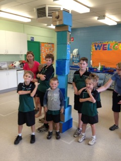 Students at Moranbah Primary building their Box Installation